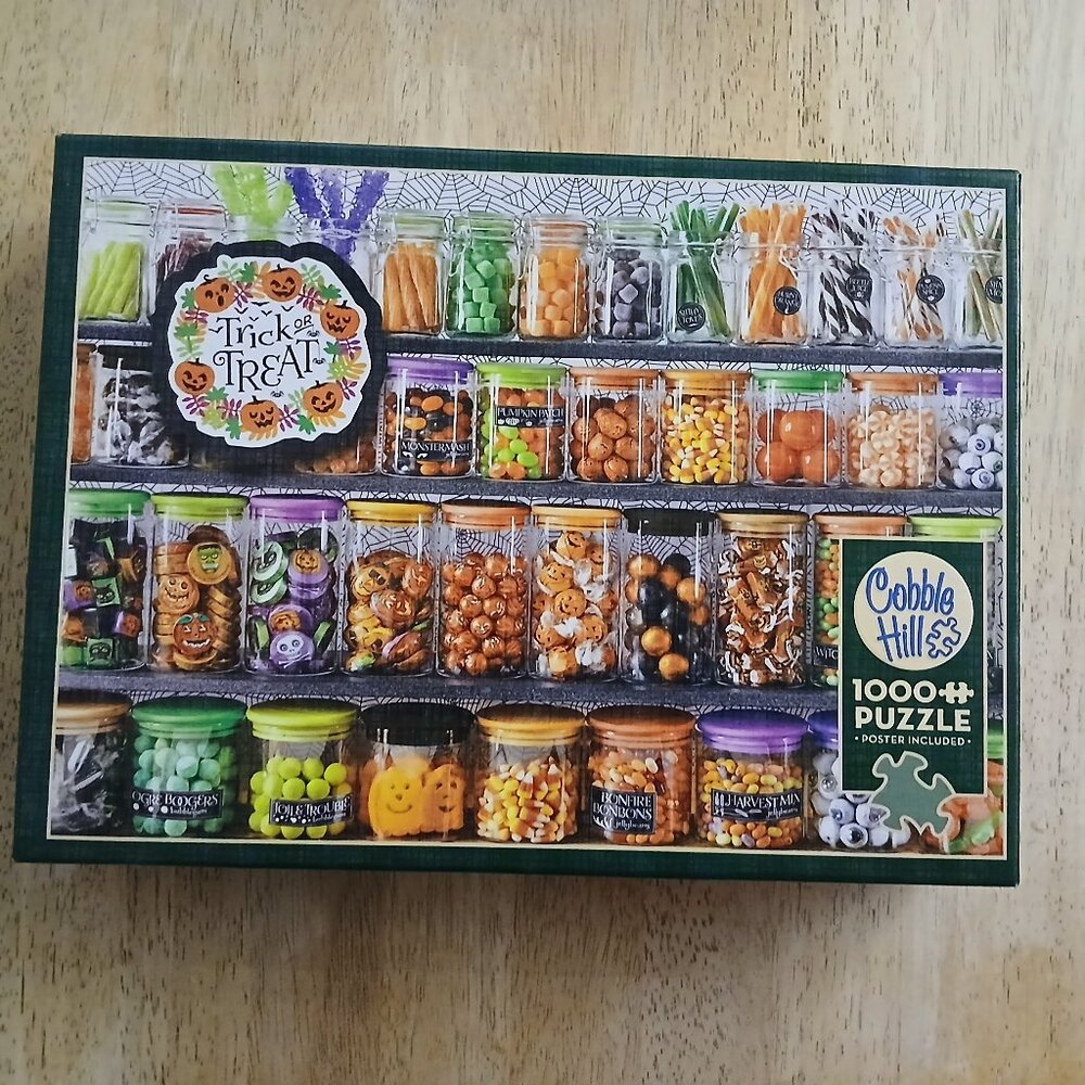 Cobble Hill Trick or Treat Jigsaw Puzzle, 1000 Pieces